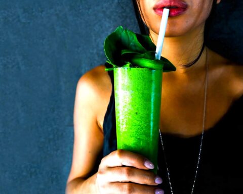 Grow Your Hair Fast with This Vegan Power Drink